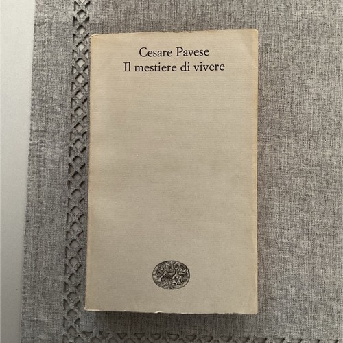 Cesare pavese mestiere di - ,